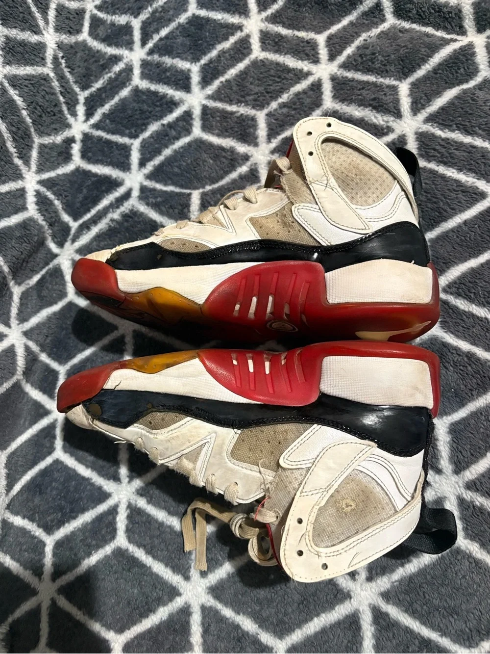 Jordan Jumpman Two Trey | Size: 7